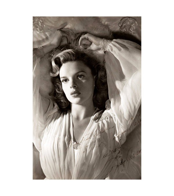 1940 Judy Garland (MGM) Autographed