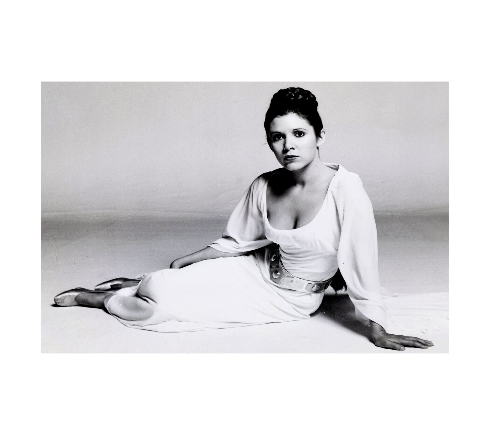 1977 Star Wars- Episode IV - A New Hope (20th Century-Fox) Carrie Fisher 